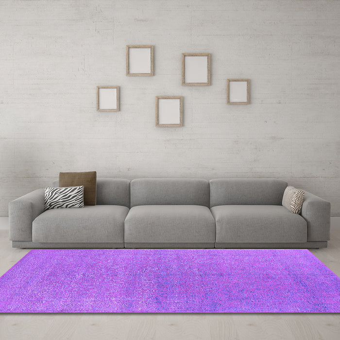 Machine Washable Oriental Purple Industrial Area Rugs in a Living Room, wshurb2707pur