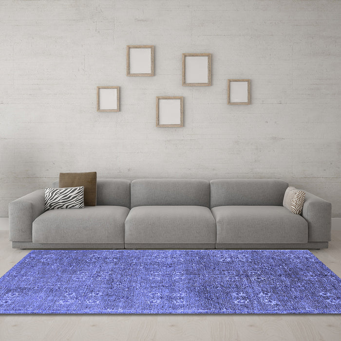 Machine Washable Oriental Blue Industrial Rug in a Living Room, wshurb2709blu
