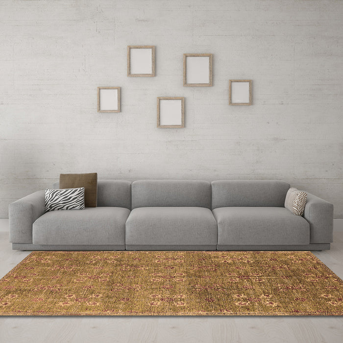 Machine Washable Oriental Brown Industrial Rug in a Living Room,, wshurb2709brn