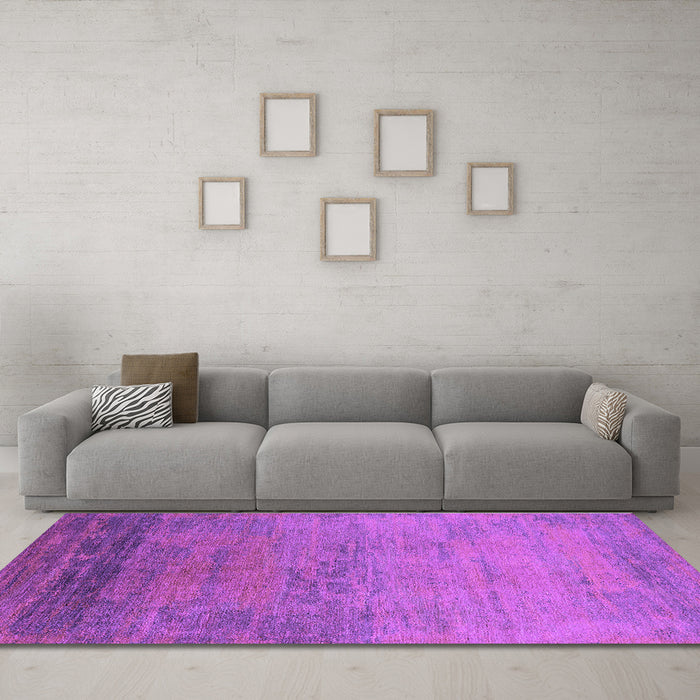 Machine Washable Oriental Purple Industrial Area Rugs in a Living Room, wshurb2713pur