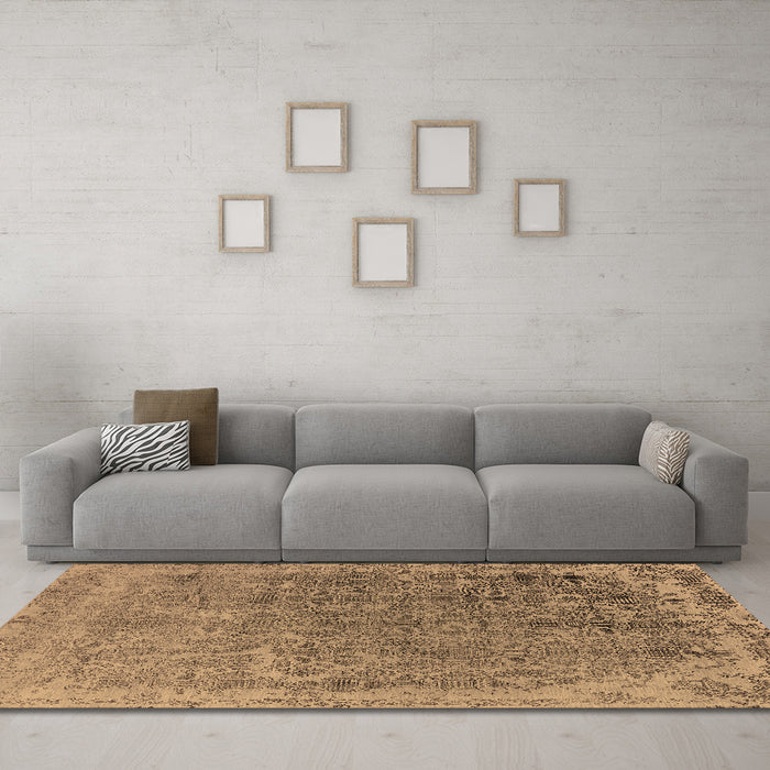 Machine Washable Oriental Brown Industrial Rug in a Living Room,, wshurb2718brn