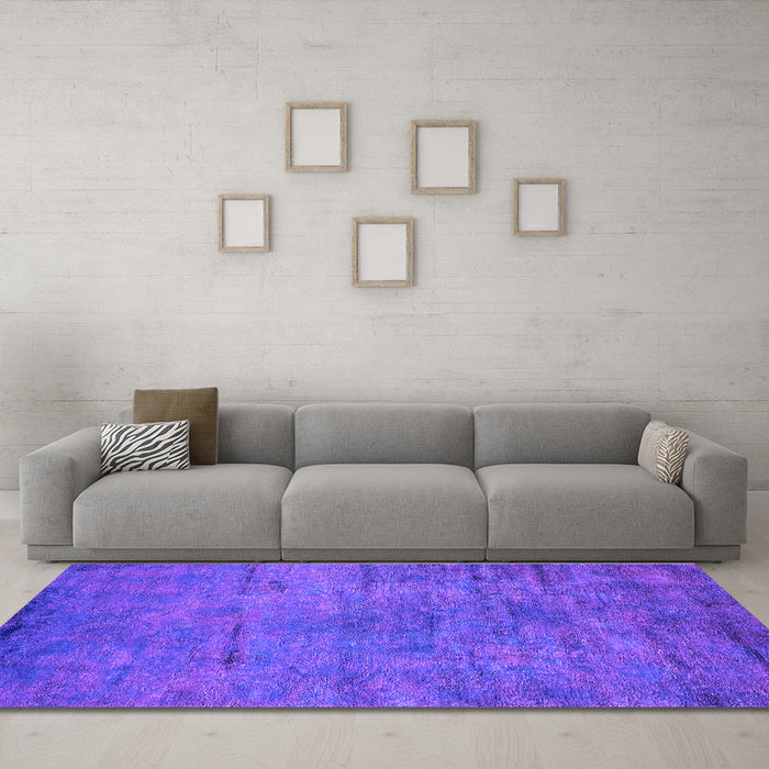 Machine Washable Oriental Purple Industrial Area Rugs in a Living Room, wshurb2720pur
