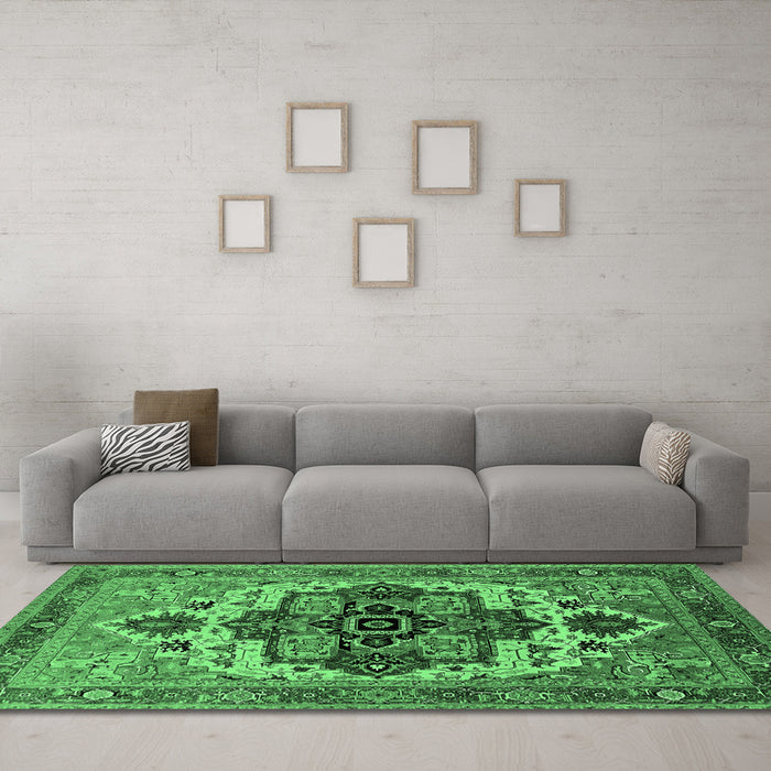 Machine Washable Oriental Emerald Green Industrial Area Rugs in a Living Room,, wshurb2723emgrn