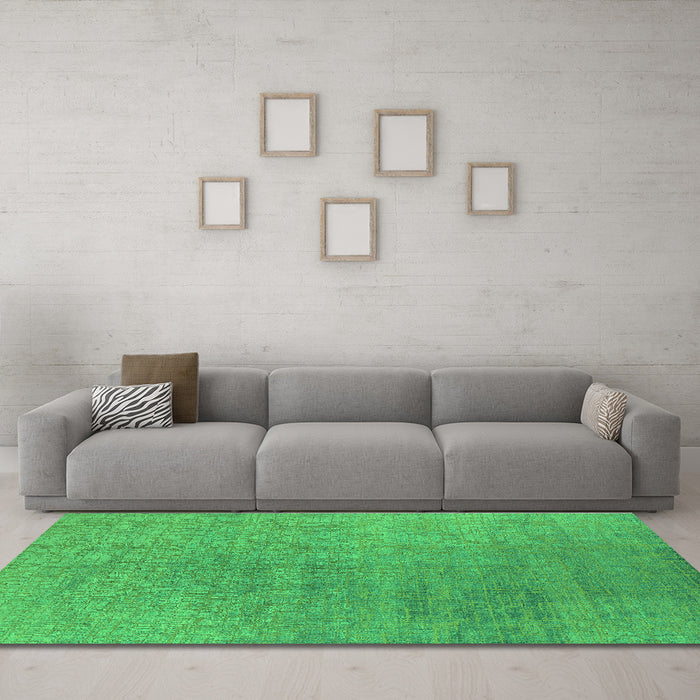 Machine Washable Oriental Green Industrial Area Rugs in a Living Room,, wshurb2726grn