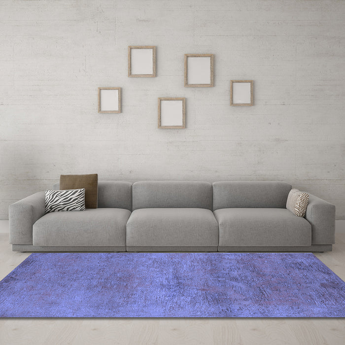 Machine Washable Oriental Blue Industrial Rug in a Living Room, wshurb2727blu