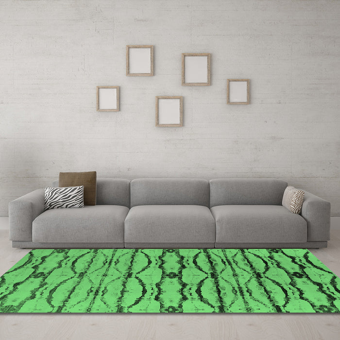 Machine Washable Oriental Emerald Green Industrial Area Rugs in a Living Room,, wshurb2729emgrn