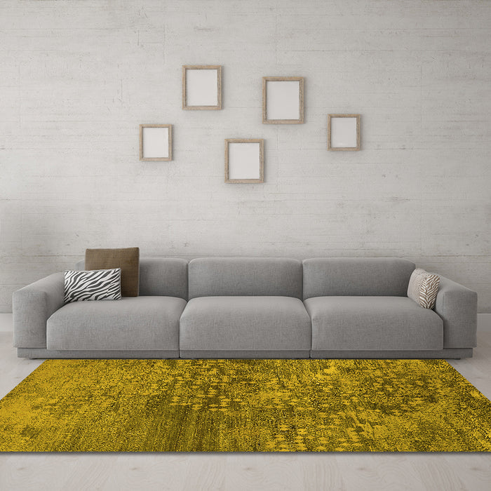 Machine Washable Oriental Yellow Industrial Rug in a Living Room, wshurb2735yw