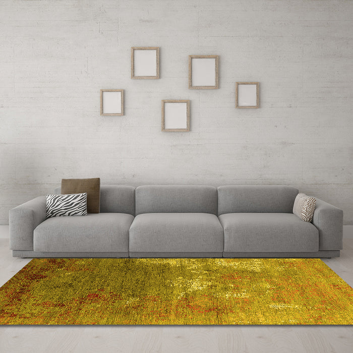 Machine Washable Oriental Yellow Industrial Rug in a Living Room, wshurb2738yw