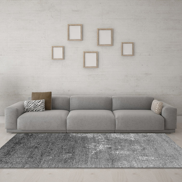 Machine Washable Oriental Gray Industrial Rug in a Living Room,, wshurb2738gry