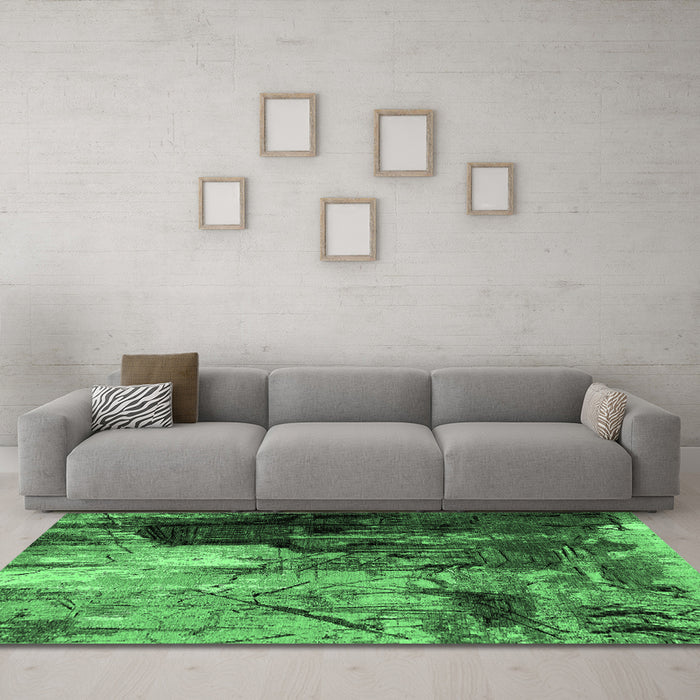 Machine Washable Oriental Emerald Green Industrial Area Rugs in a Living Room,, wshurb2741emgrn