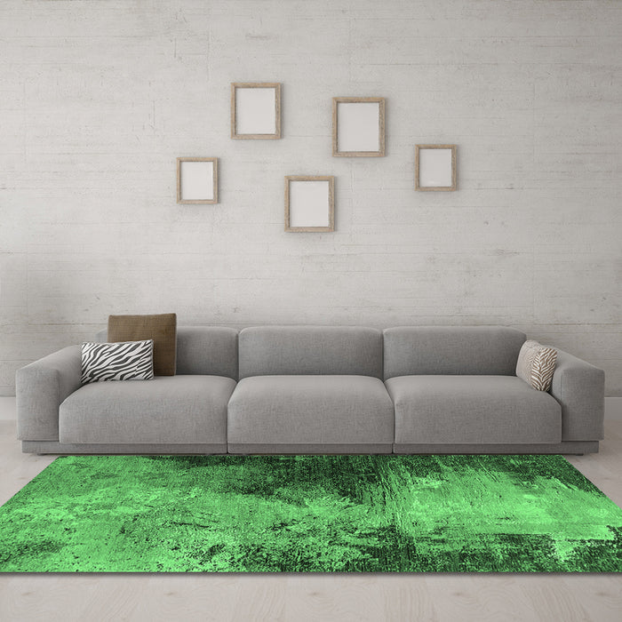 Machine Washable Oriental Emerald Green Industrial Area Rugs in a Living Room,, wshurb2742emgrn