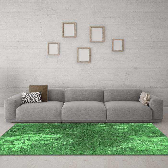 Machine Washable Oriental Emerald Green Industrial Area Rugs in a Living Room,, wshurb2745emgrn