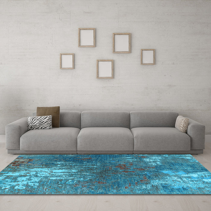 Machine Washable Oriental Light Blue Industrial Rug in a Living Room, wshurb2745lblu