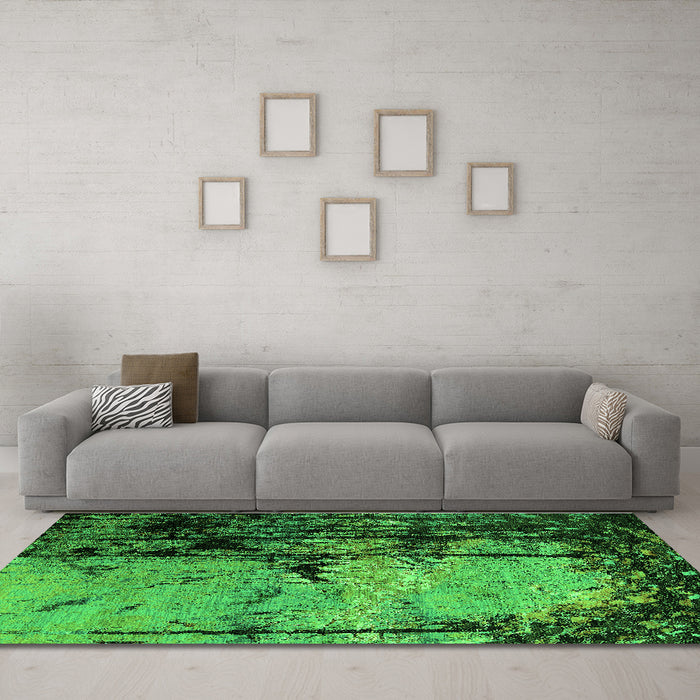 Machine Washable Oriental Green Industrial Area Rugs in a Living Room,, wshurb2748grn