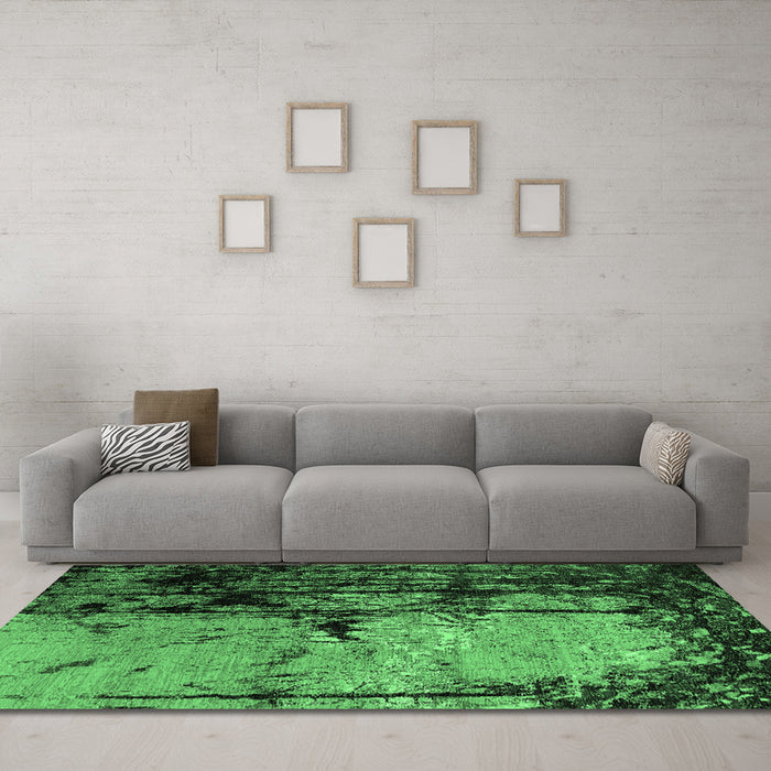 Machine Washable Oriental Emerald Green Industrial Area Rugs in a Living Room,, wshurb2748emgrn
