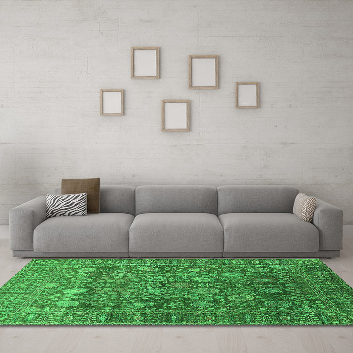 Machine Washable Oriental Green Industrial Area Rugs in a Living Room,, wshurb2750grn