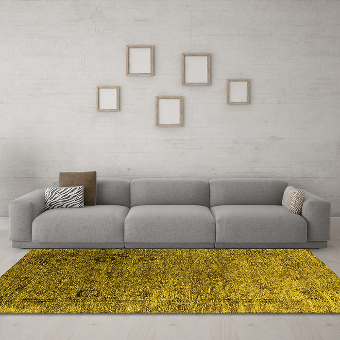 Machine Washable Oriental Yellow Industrial Rug in a Living Room, wshurb2751yw