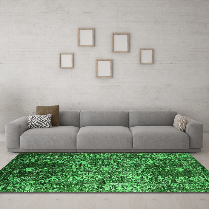 Machine Washable Oriental Green Industrial Area Rugs in a Living Room,, wshurb2753grn