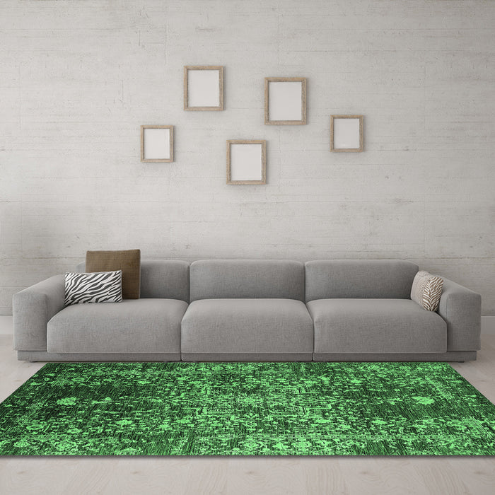 Machine Washable Oriental Emerald Green Industrial Area Rugs in a Living Room,, wshurb2753emgrn
