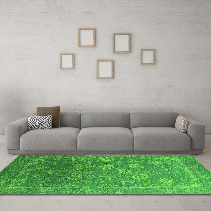 Machine Washable Oriental Green Industrial Area Rugs in a Living Room,, wshurb2754grn
