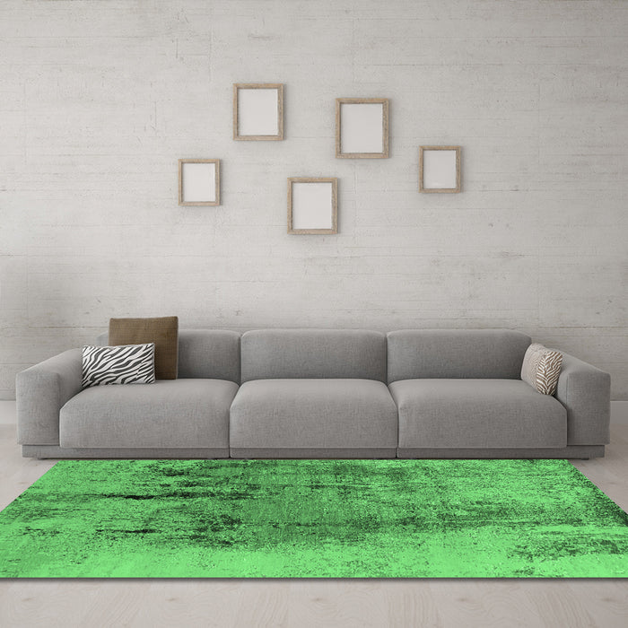 Machine Washable Oriental Emerald Green Industrial Area Rugs in a Living Room,, wshurb2755emgrn