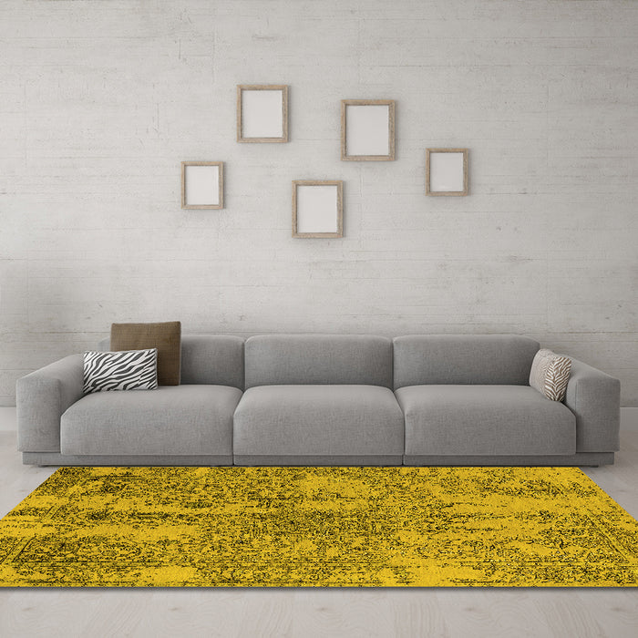 Machine Washable Oriental Yellow Industrial Rug in a Living Room, wshurb2758yw