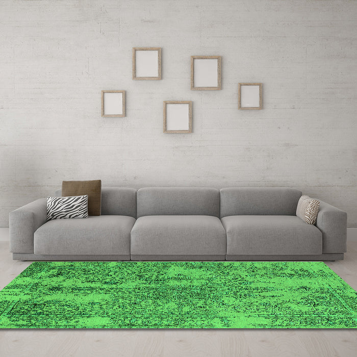 Machine Washable Oriental Green Industrial Area Rugs in a Living Room,, wshurb2759grn