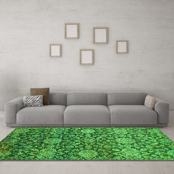 Machine Washable Oriental Green Industrial Area Rugs in a Living Room,, wshurb2762grn