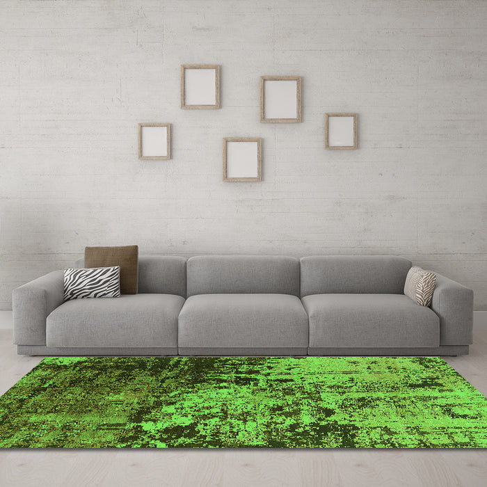 Machine Washable Oriental Green Industrial Area Rugs in a Living Room,, wshurb2763grn