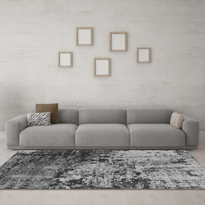 Machine Washable Oriental Gray Industrial Rug in a Living Room,, wshurb2763gry