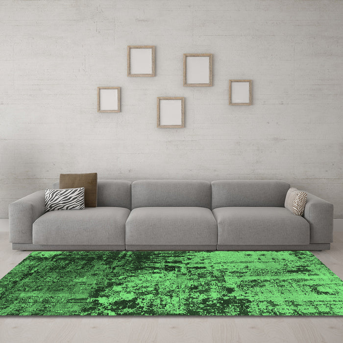 Machine Washable Oriental Emerald Green Industrial Area Rugs in a Living Room,, wshurb2763emgrn