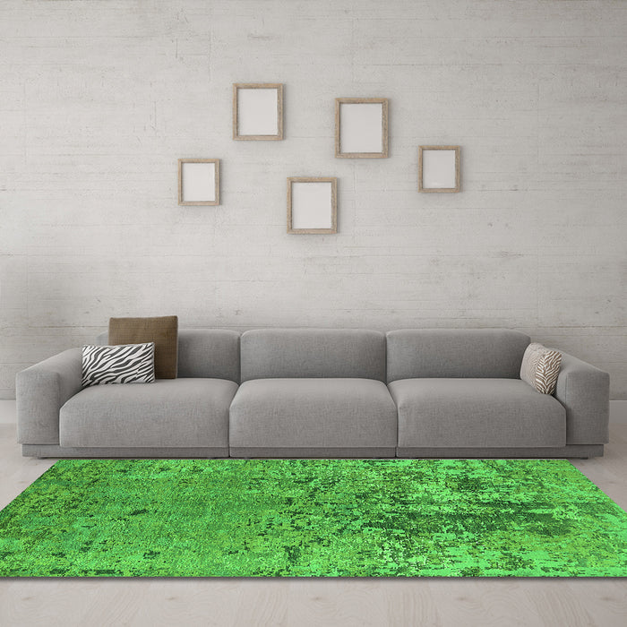 Machine Washable Oriental Green Industrial Area Rugs in a Living Room,, wshurb2764grn