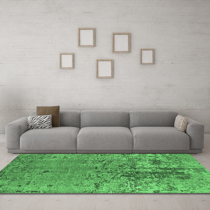 Machine Washable Oriental Emerald Green Industrial Area Rugs in a Living Room,, wshurb2764emgrn