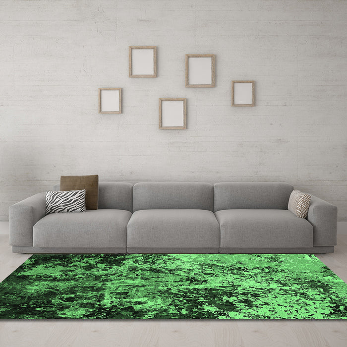 Machine Washable Oriental Emerald Green Industrial Area Rugs in a Living Room,, wshurb2765emgrn