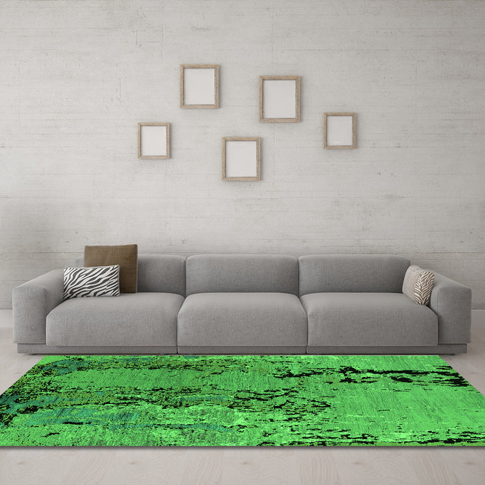 Machine Washable Oriental Green Industrial Area Rugs in a Living Room,, wshurb2767grn