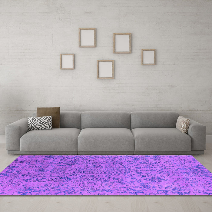 Machine Washable Oriental Purple Industrial Area Rugs in a Living Room, wshurb2769pur