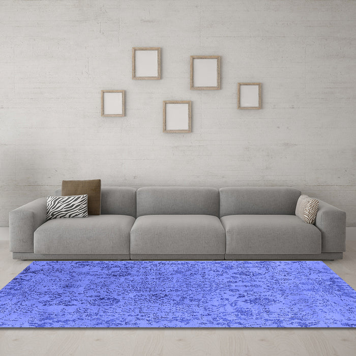 Machine Washable Oriental Blue Industrial Rug in a Living Room, wshurb2769blu