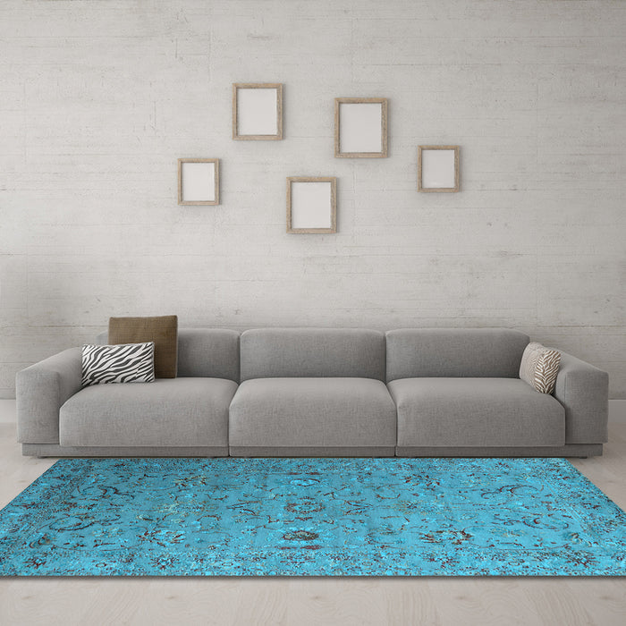 Machine Washable Oriental Light Blue Industrial Rug in a Living Room, wshurb2770lblu