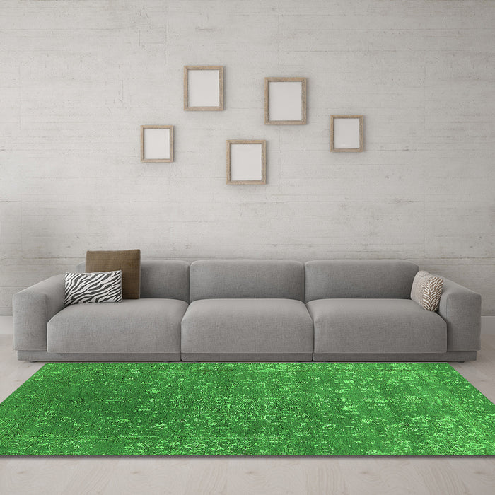 Machine Washable Oriental Green Industrial Area Rugs in a Living Room,, wshurb2771grn