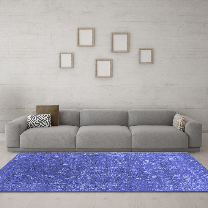 Machine Washable Oriental Blue Industrial Rug in a Living Room, wshurb2771blu