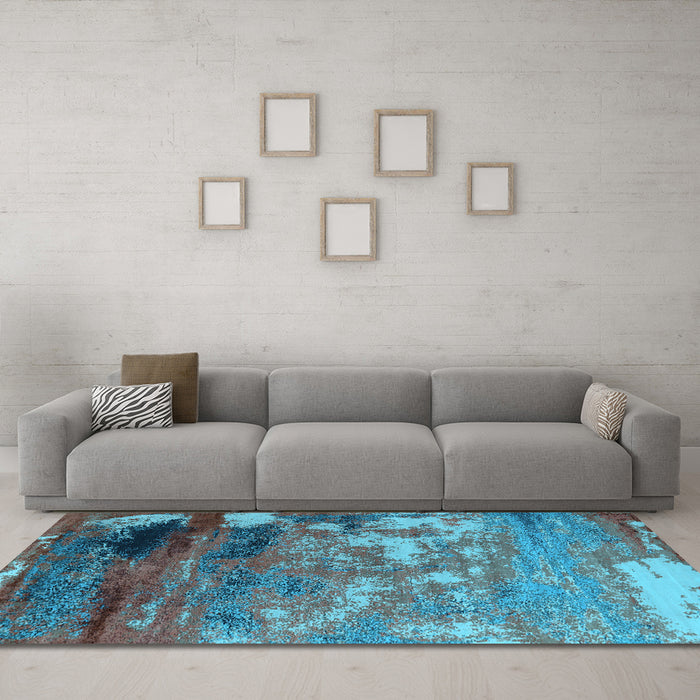 Machine Washable Oriental Light Blue Industrial Rug in a Living Room, wshurb2776lblu
