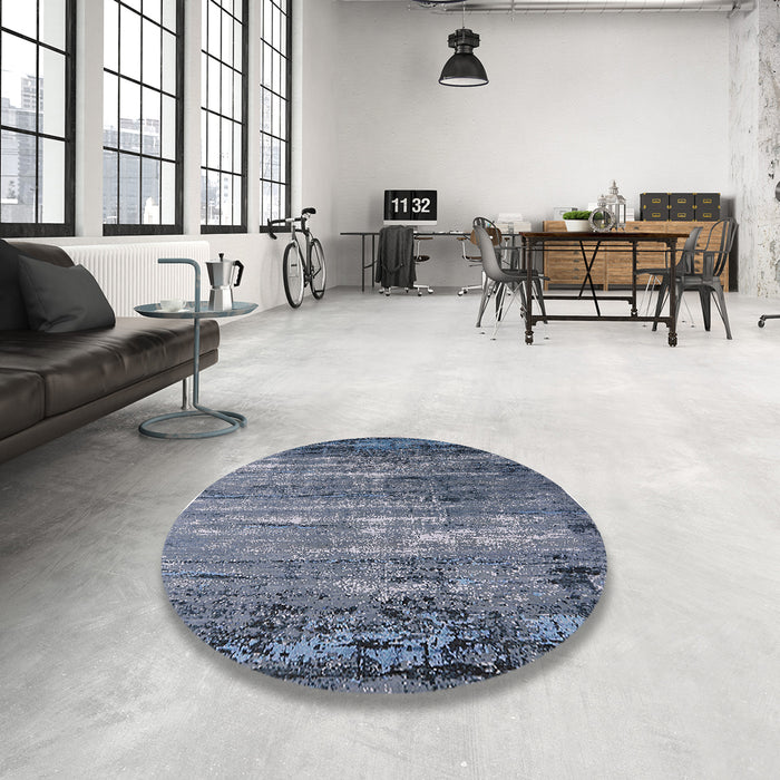 Round Mid-Century Modern Columbia Blue Oriental Rug in a Office, urb2778