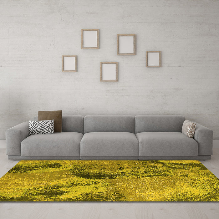 Machine Washable Oriental Yellow Industrial Rug in a Living Room, wshurb2779yw