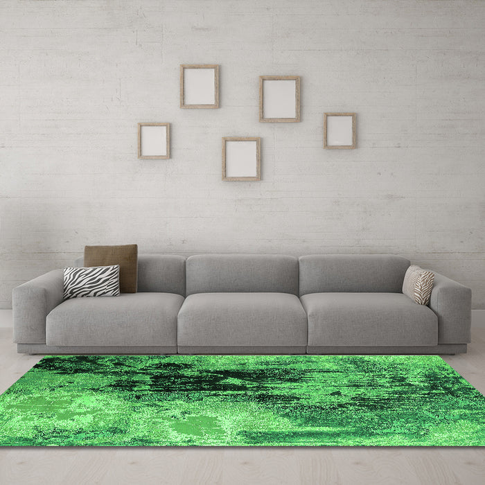 Machine Washable Oriental Green Industrial Area Rugs in a Living Room,, wshurb2783grn