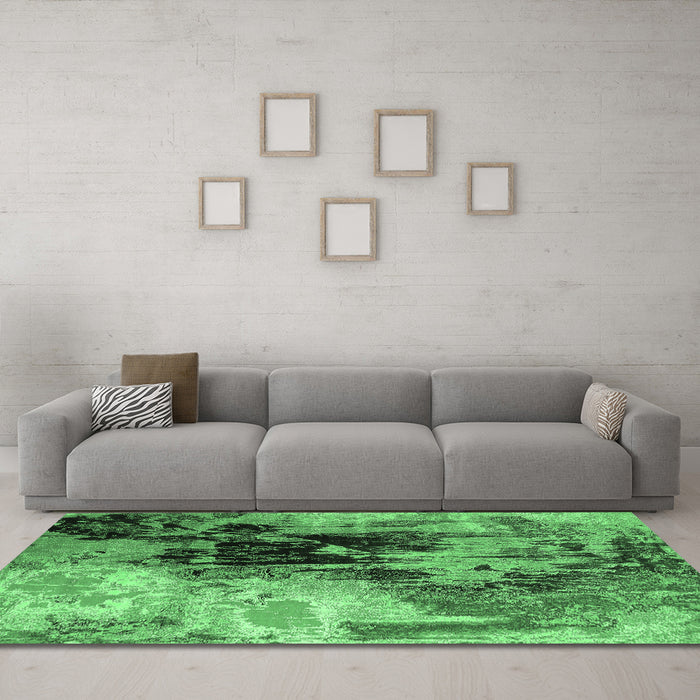 Machine Washable Oriental Emerald Green Industrial Area Rugs in a Living Room,, wshurb2783emgrn