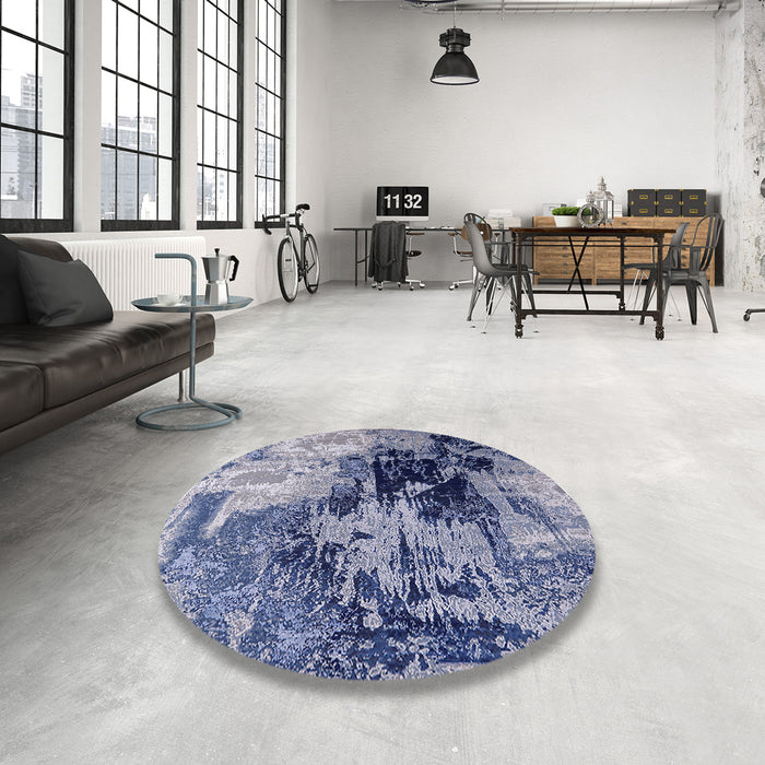 Round Machine Washable Industrial Modern Dark Slate Blue Purple Rug in a Office, wshurb2783