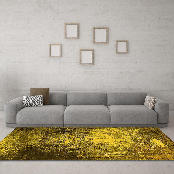 Machine Washable Oriental Yellow Industrial Rug in a Living Room, wshurb2784yw