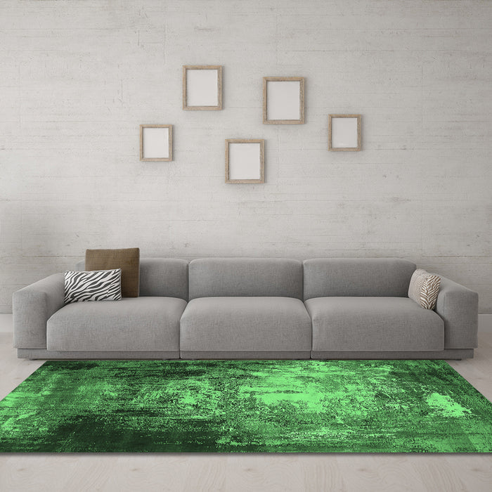Machine Washable Oriental Emerald Green Industrial Area Rugs in a Living Room,, wshurb2784emgrn