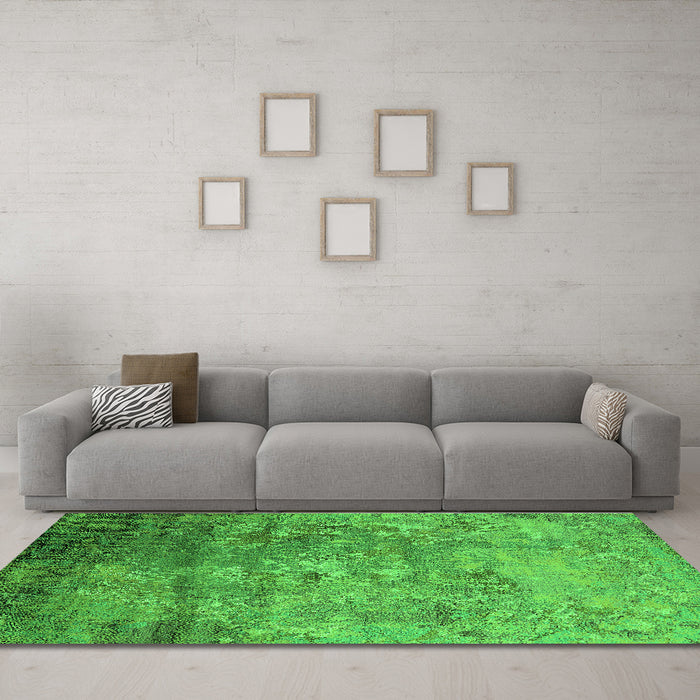 Machine Washable Oriental Green Industrial Area Rugs in a Living Room,, wshurb2785grn