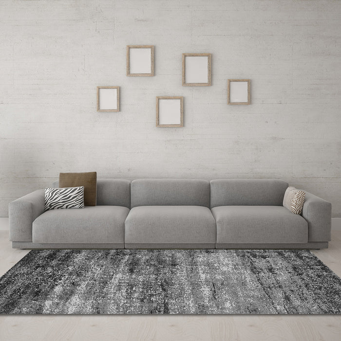 Machine Washable Oriental Gray Industrial Rug in a Living Room,, wshurb2786gry
